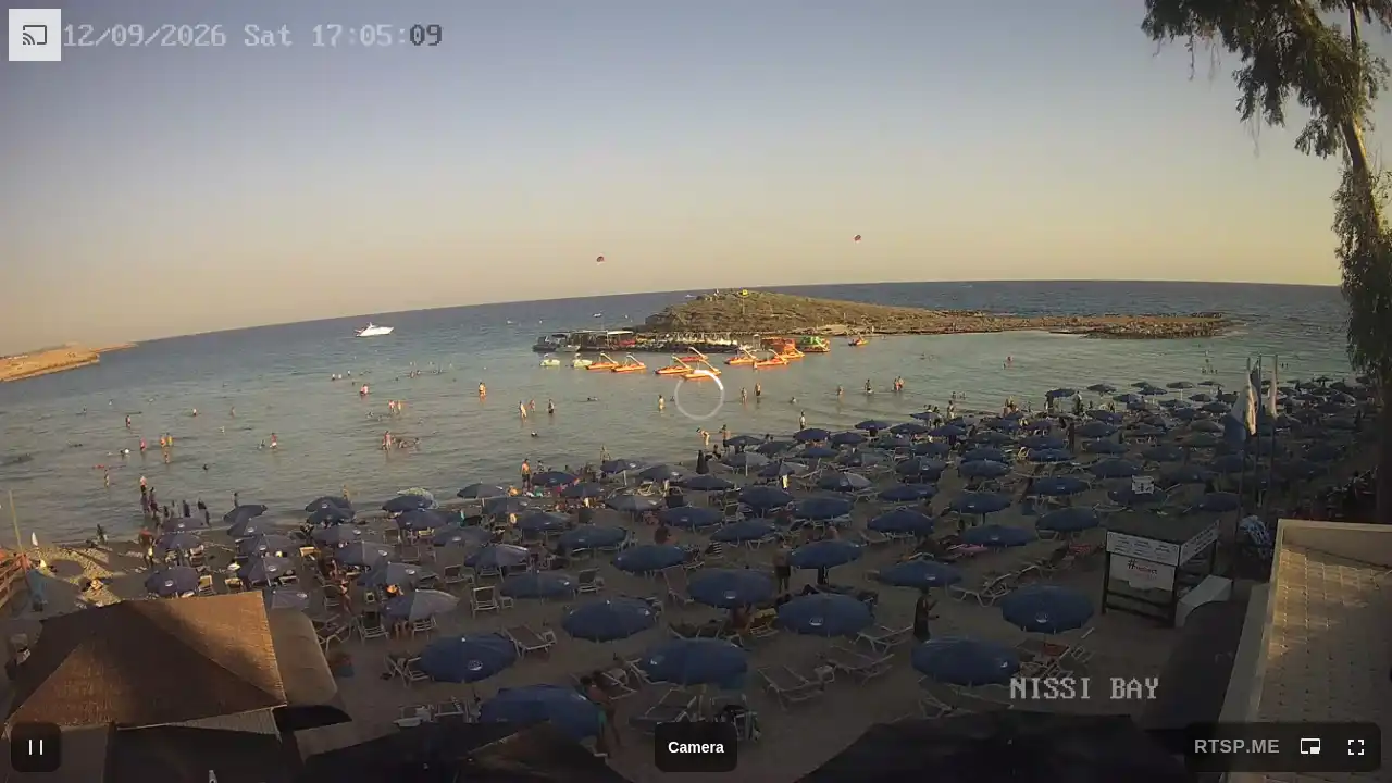 Webcam snapshot from :city — September 12, 2026 15:00