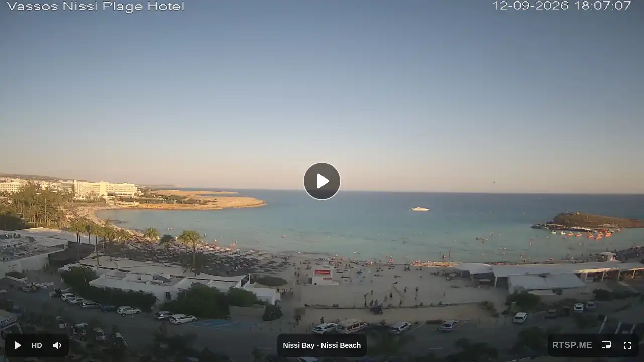 Webcam snapshot from :city — September 12, 2026 15:00