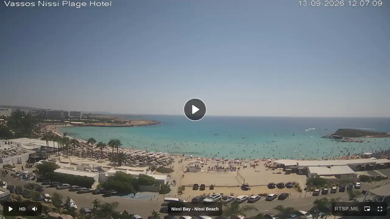 Webcam snapshot from :city — September 13, 2026 09:00