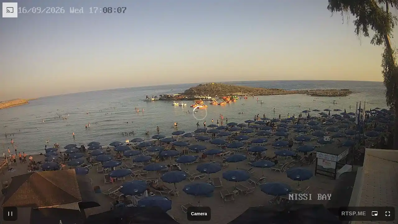 Webcam snapshot from :city — September 16, 2026 15:00