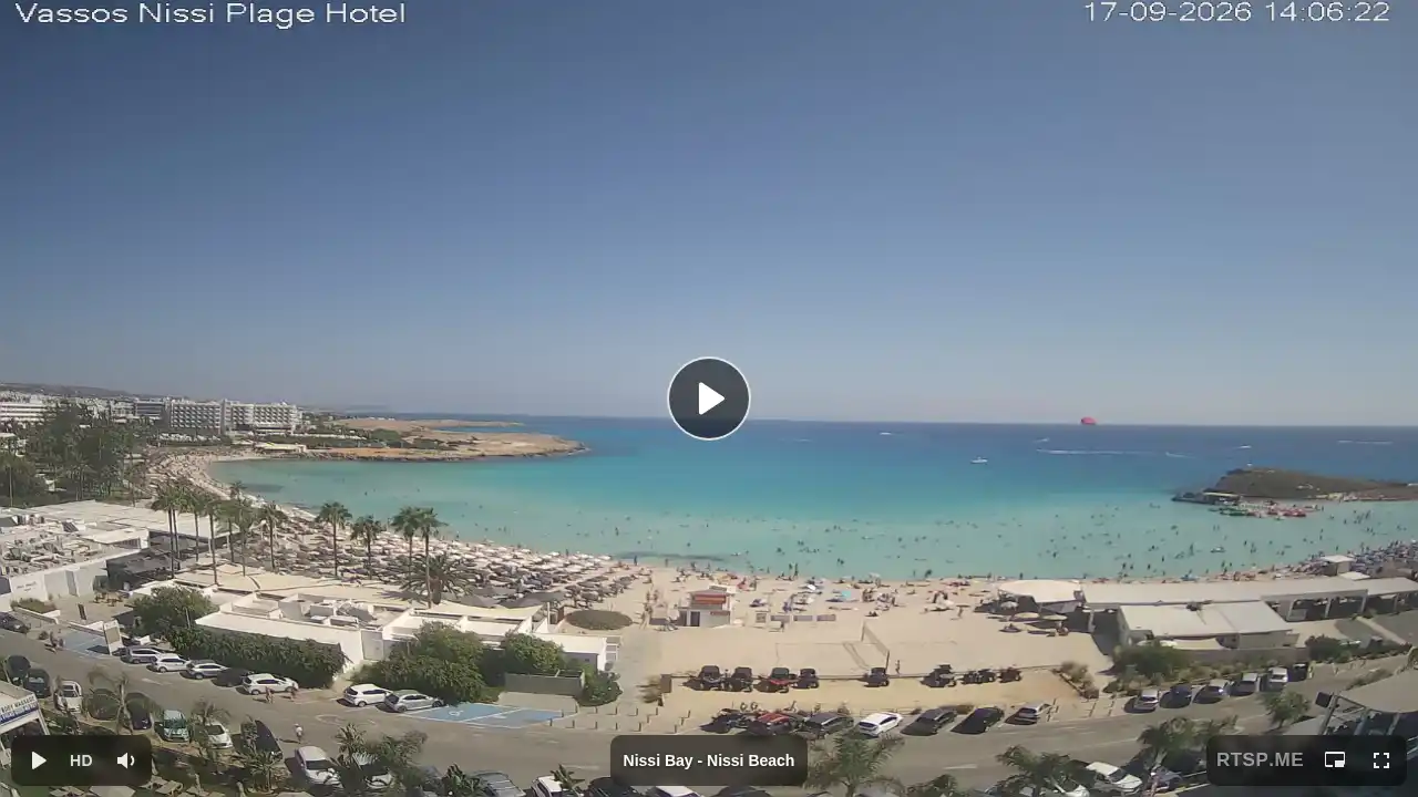 Webcam snapshot from :city — September 17, 2026 11:00