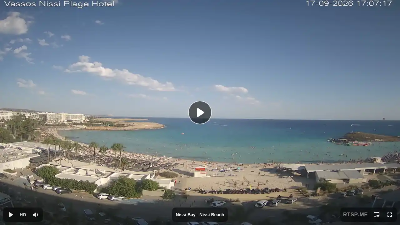 Webcam snapshot from :city — September 17, 2026 14:00