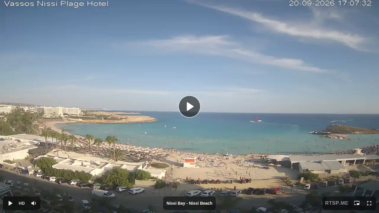 Webcam snapshot from :city — September 20, 2026 14:00