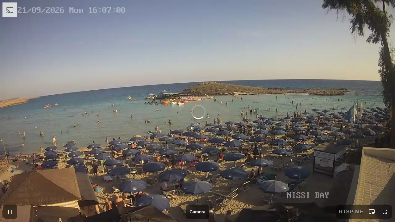 Webcam snapshot from :city — September 21, 2026 14:00