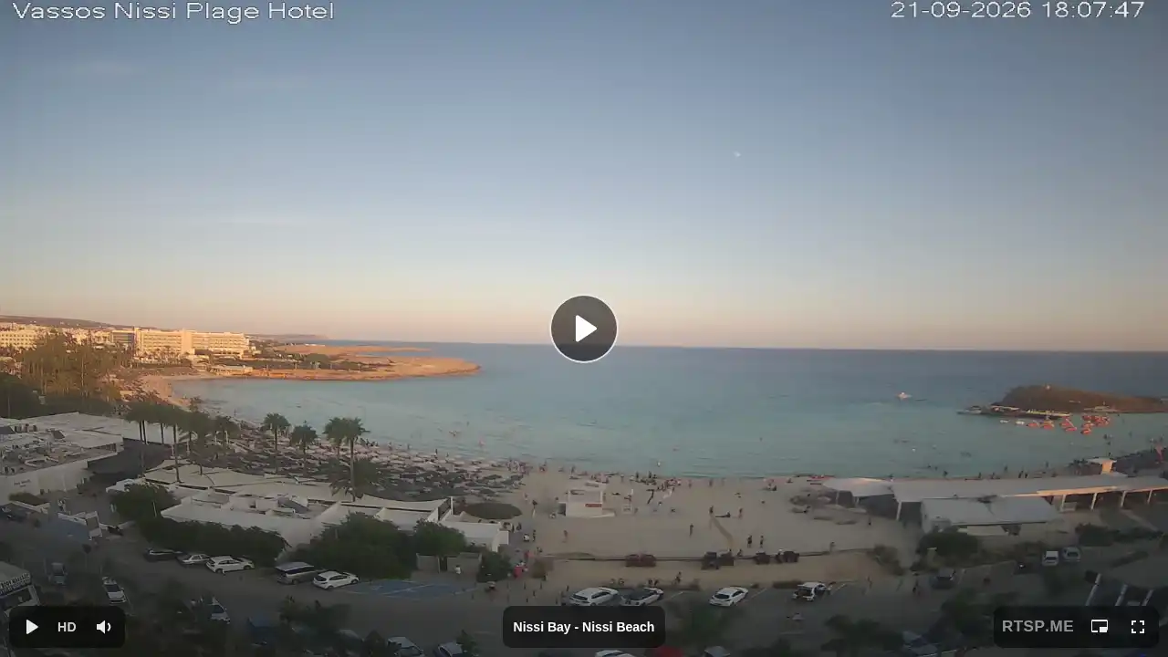Webcam snapshot from :city — September 21, 2026 15:00