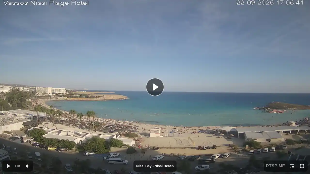 Webcam snapshot from :city — September 22, 2026 14:00