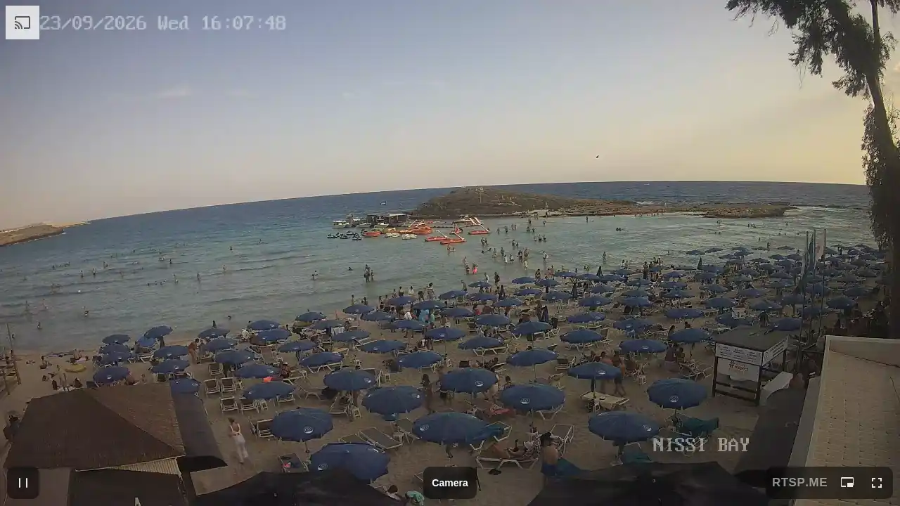Webcam snapshot from :city — September 23, 2026 14:00
