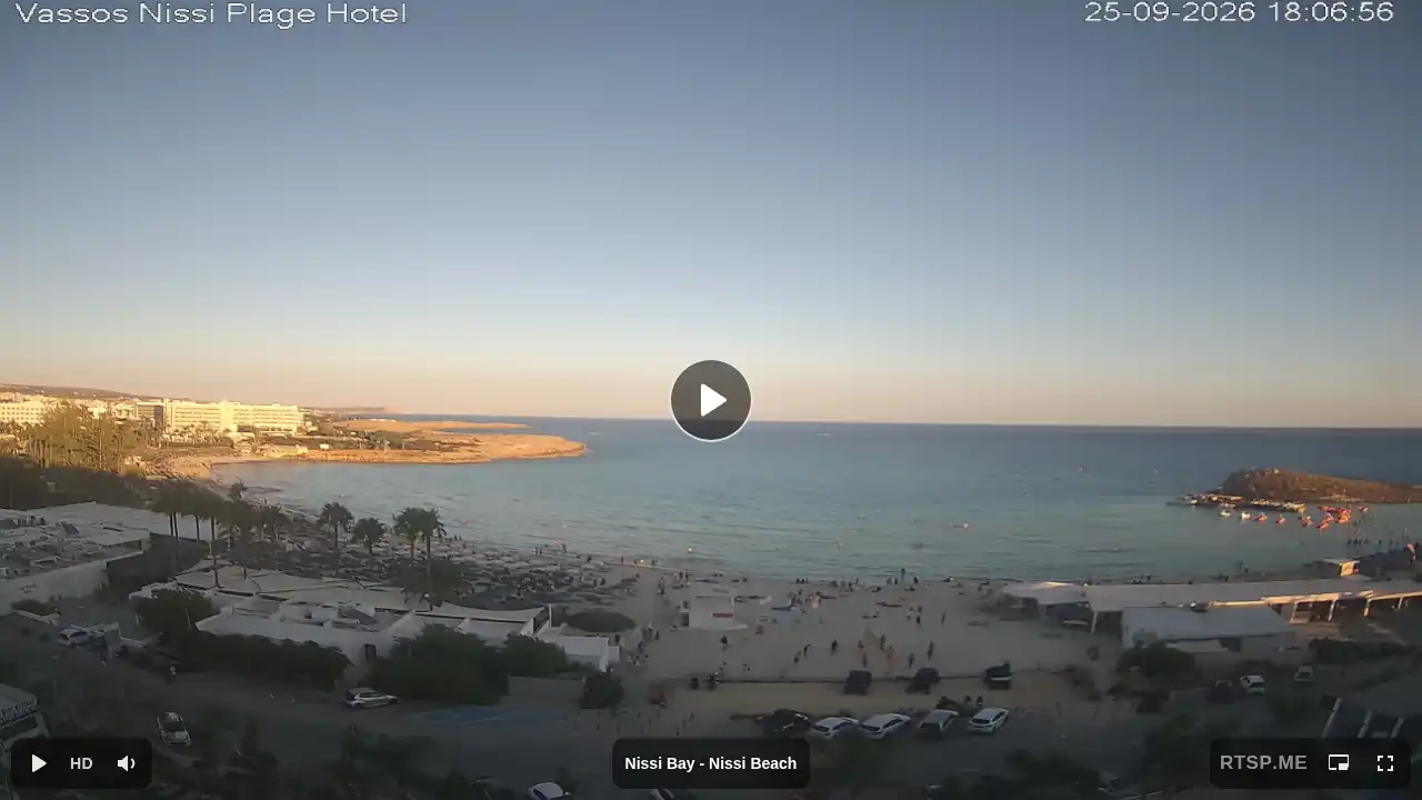 Webcam snapshot from :city — September 25, 2026 15:00