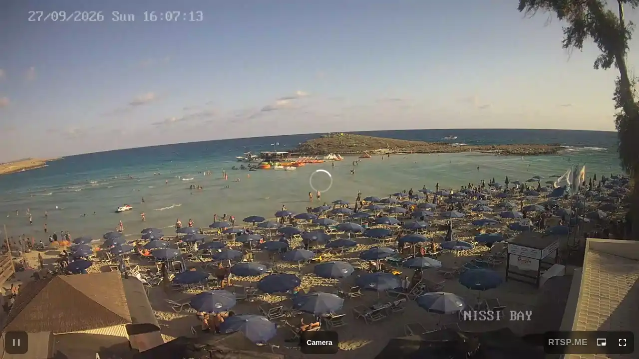 Webcam snapshot from :city — September 27, 2026 14:00
