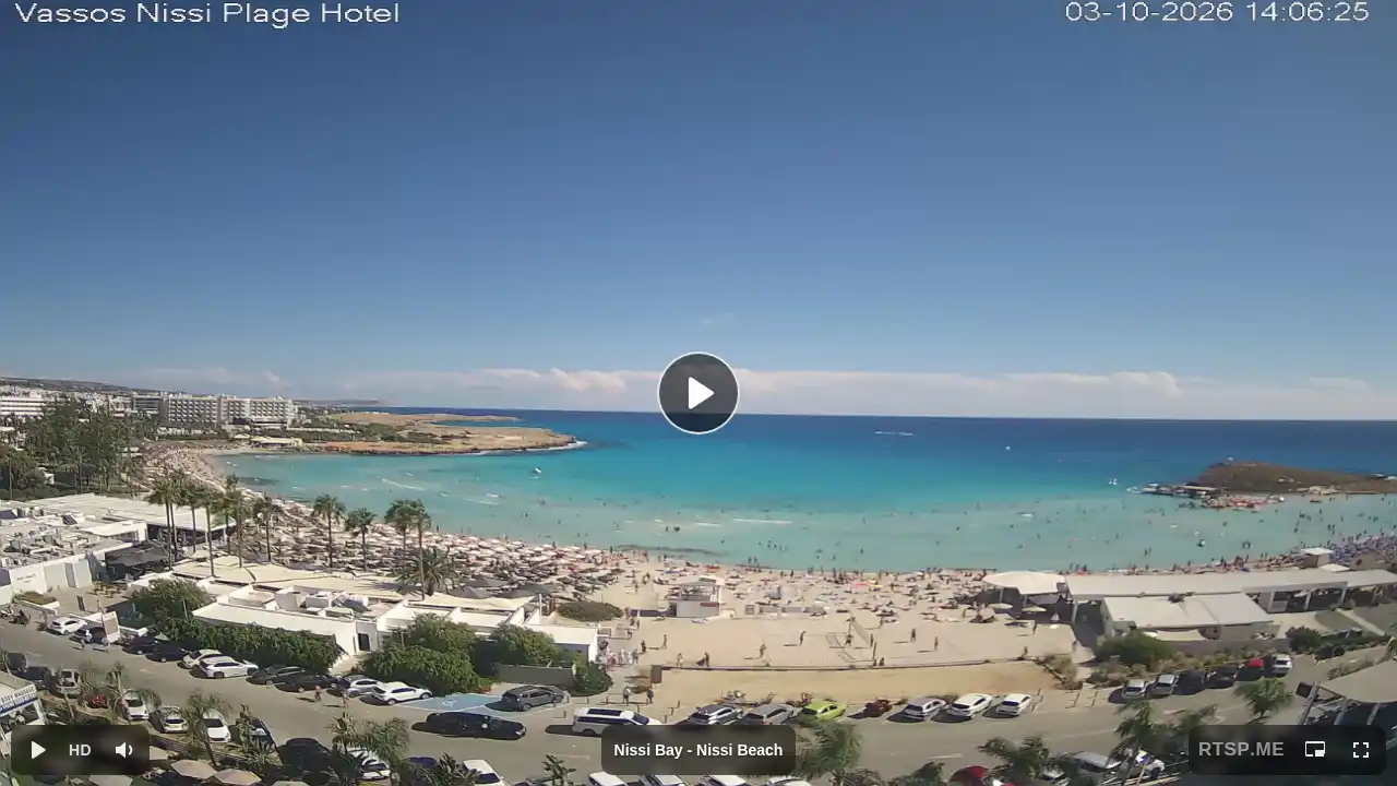 Webcam snapshot from :city — October 3, 2026 11:00