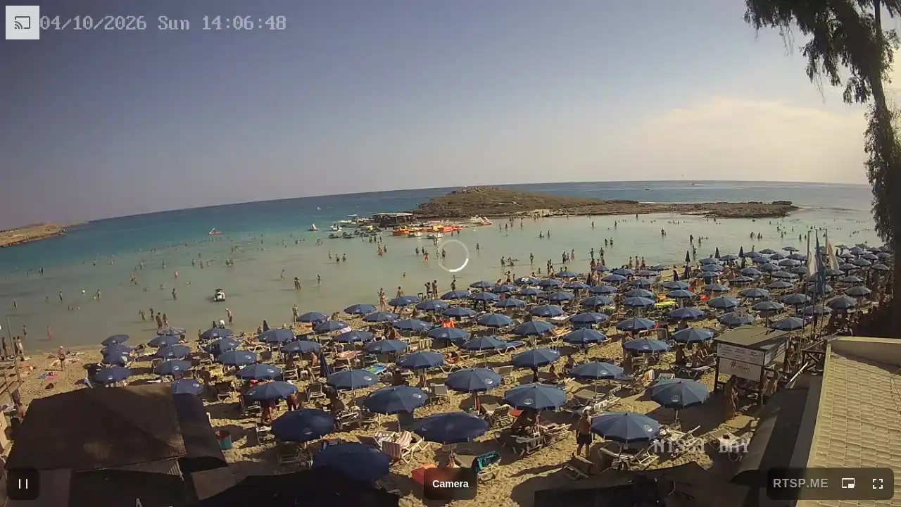 Webcam snapshot from :city — October 4, 2026 12:00