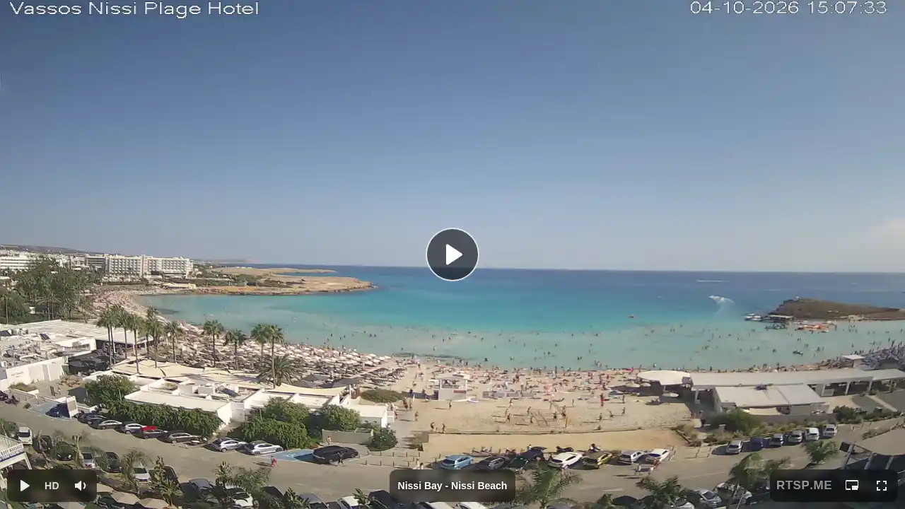 Webcam snapshot from :city — October 4, 2026 12:00