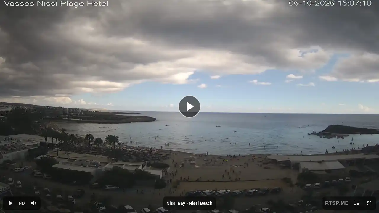 Webcam snapshot from :city — October 6, 2026 12:00