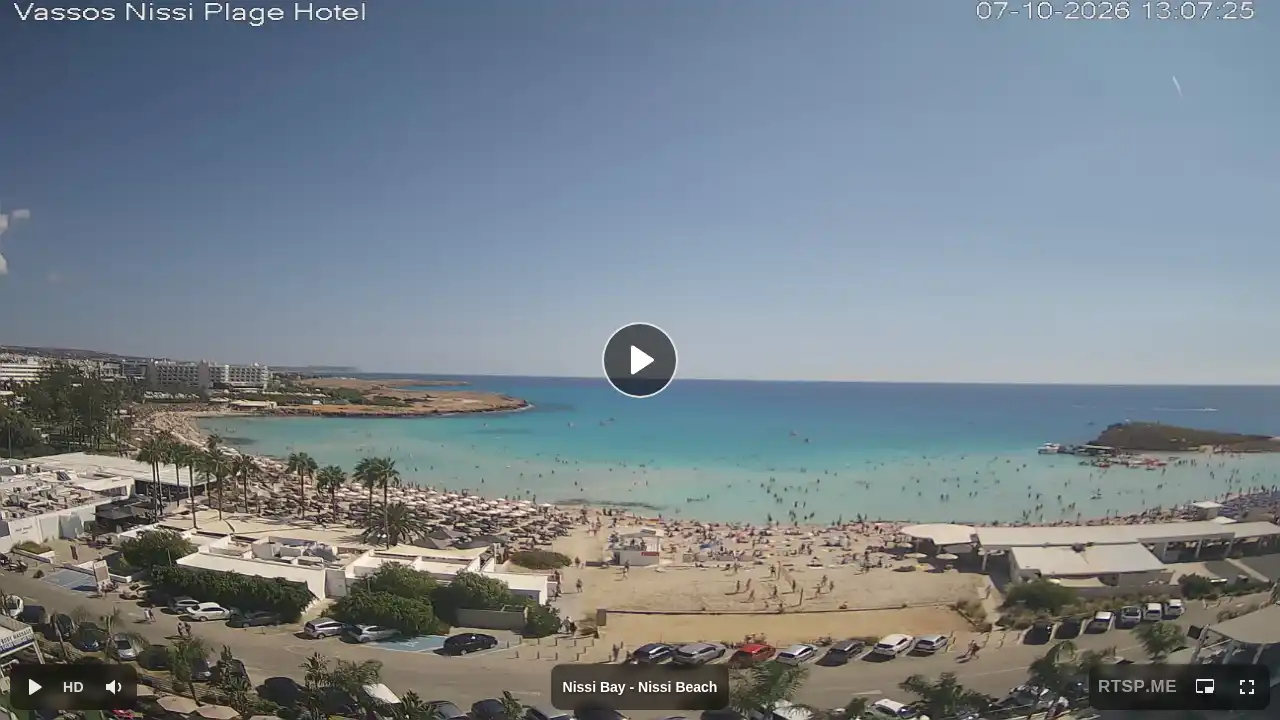 Webcam snapshot from :city — October 7, 2026 10:00