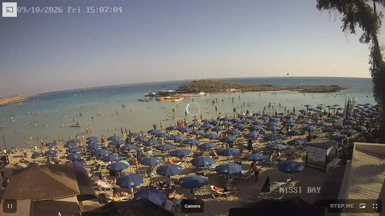 Webcam snapshot from :city — October 9, 2026 13:00