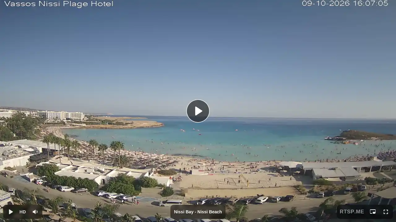 Webcam snapshot from :city — October 9, 2026 13:00