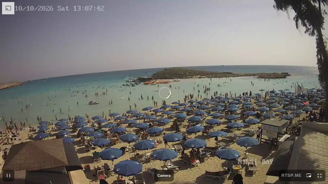 Webcam snapshot from :city — October 10, 2026 11:00