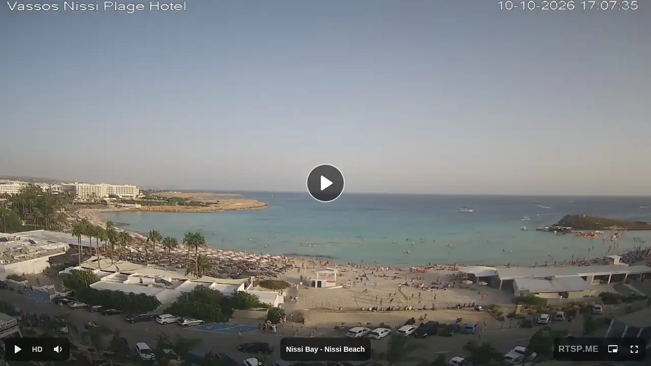 Webcam snapshot from :city — October 10, 2026 14:00