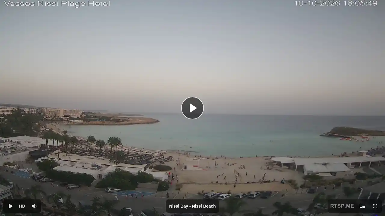 Webcam snapshot from :city — October 10, 2026 15:00