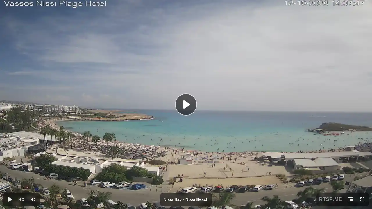Webcam snapshot from :city — October 12, 2026 11:00