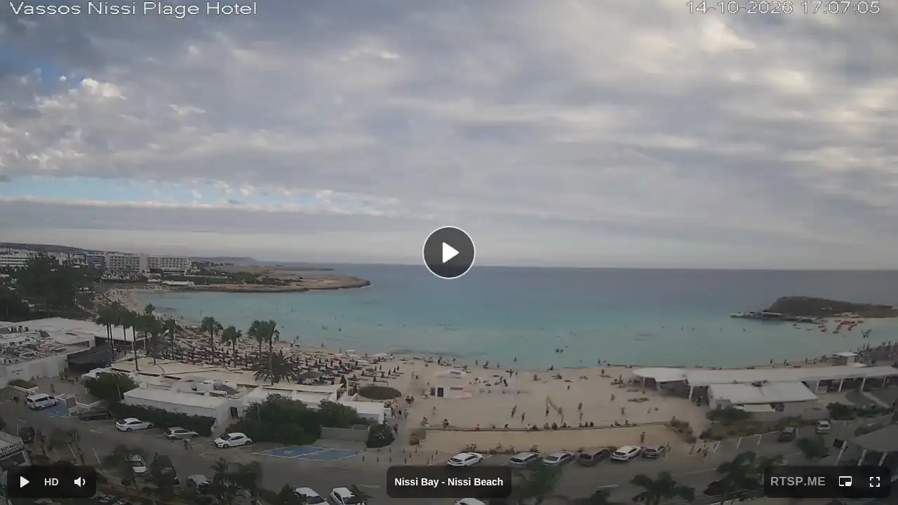 Webcam snapshot from :city — October 14, 2026 14:00