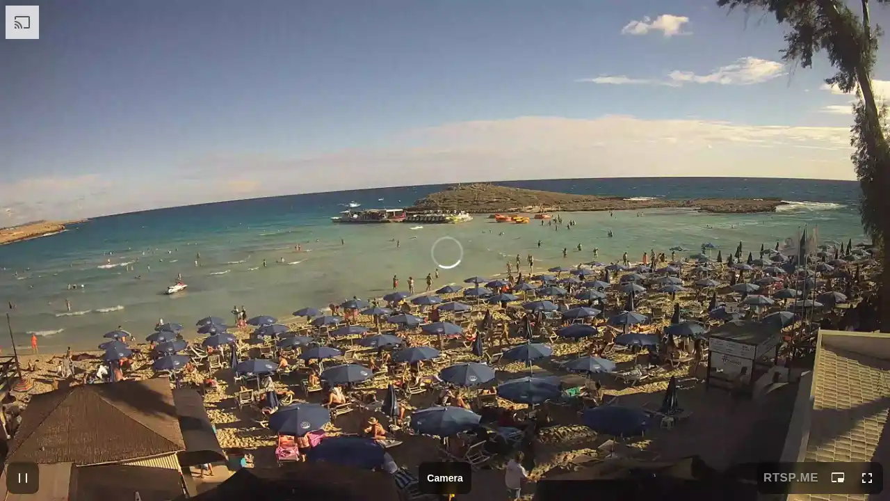 Webcam snapshot from :city — October 16, 2026 13:00