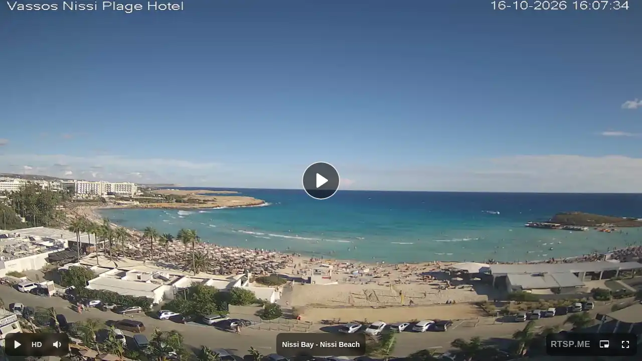 Webcam snapshot from :city — October 16, 2026 13:00