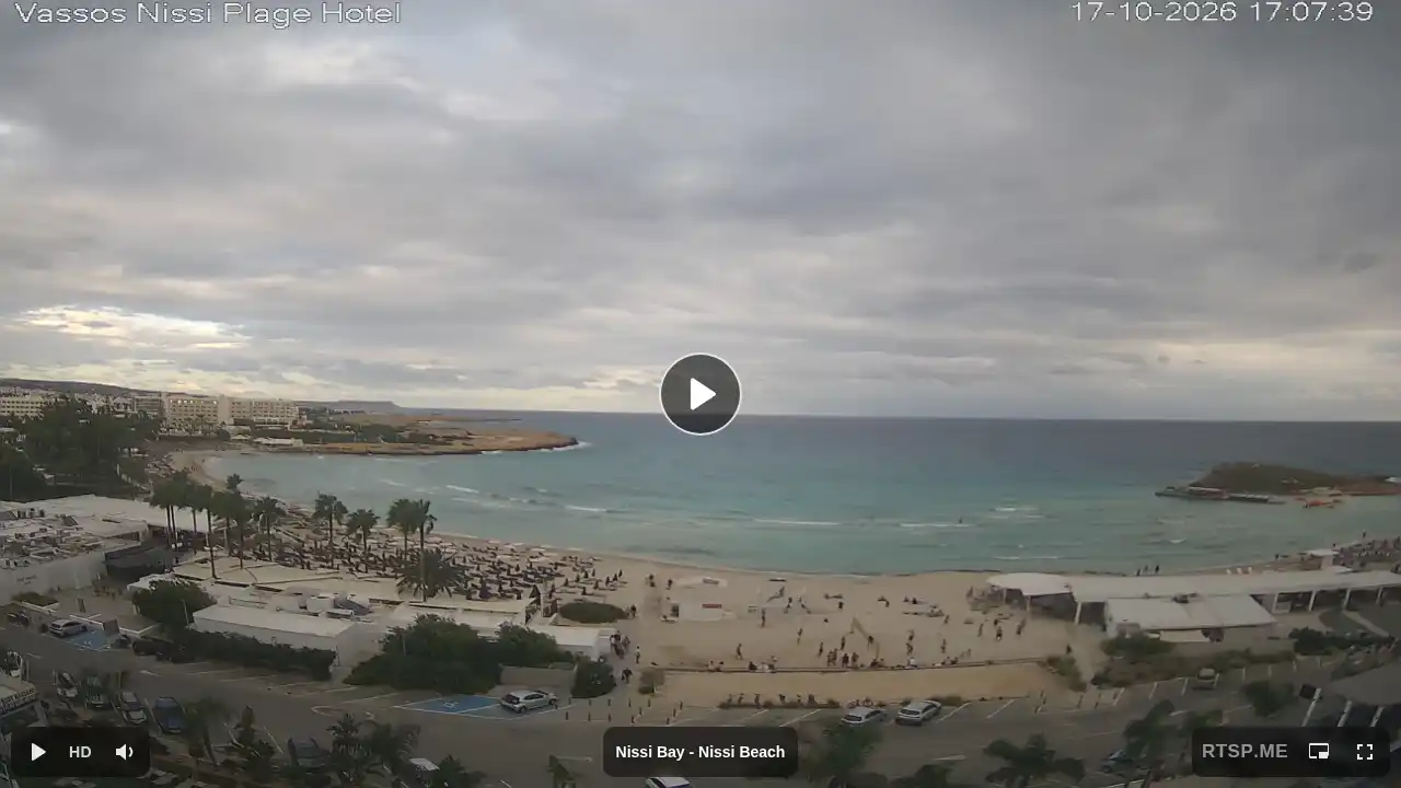 Webcam snapshot from :city — October 17, 2026 14:00
